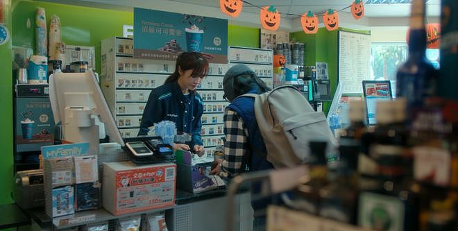 她退圈7年，一回归还是华语顶流（组图） - 13