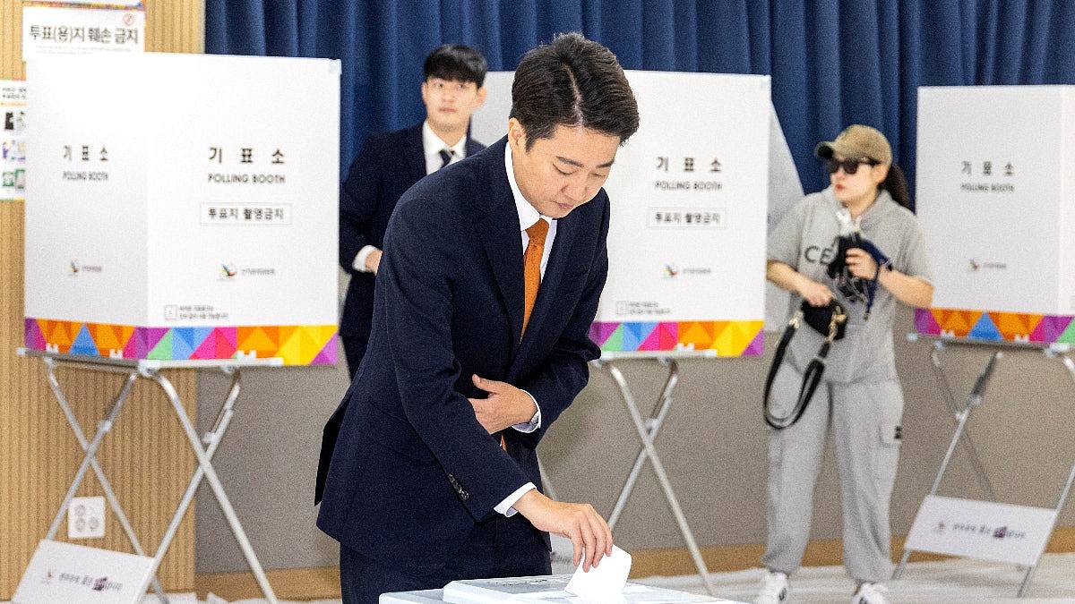 韩国大选：提前投票今明展开，李在明支持度领先（组图） - 1