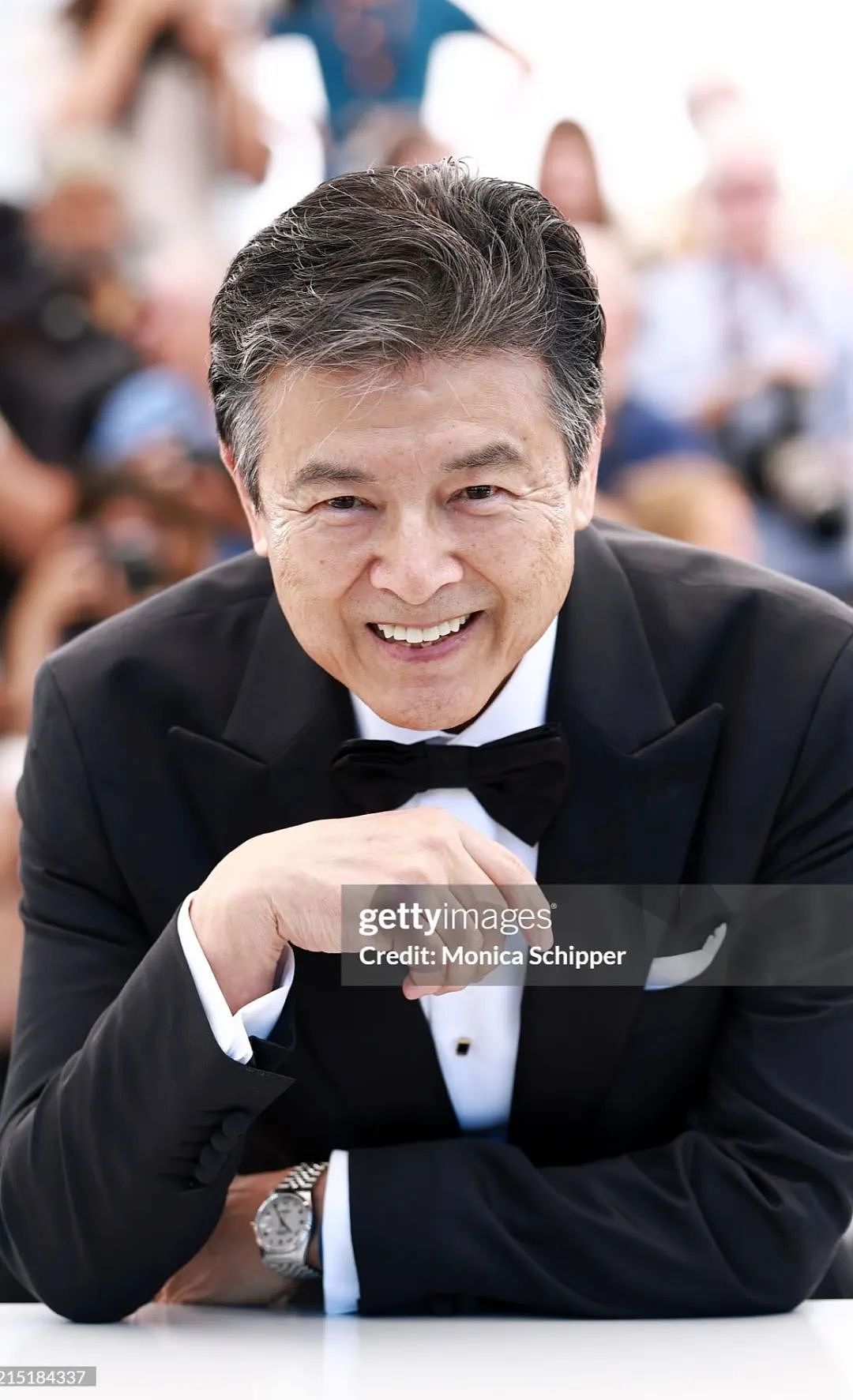 和山口百惠相爱40年，73岁日本老男神现身戛纳：他真是帅了一辈子（视频/组图） - 1