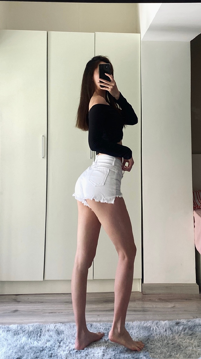 【美女】172cm成都辣妹秀身材，蜂腰翘臀惹肾上腺素飙升，真的太促了（组图） - 17