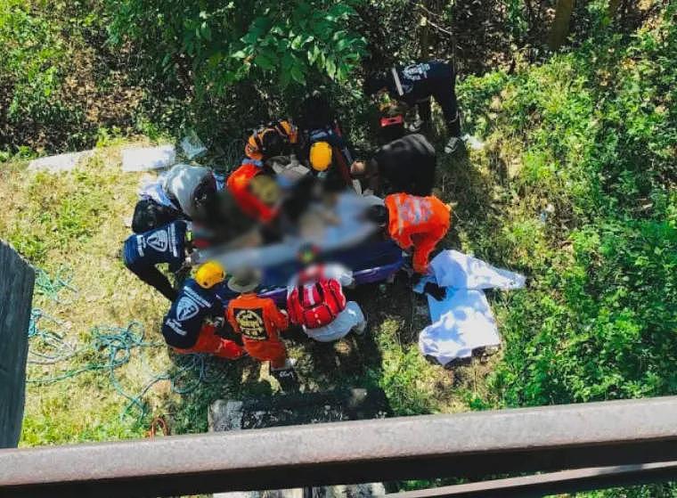 “当场咳出鲜血”!又一“作死”运动席卷新西兰,警察来了也拦不住(组图) - 18
