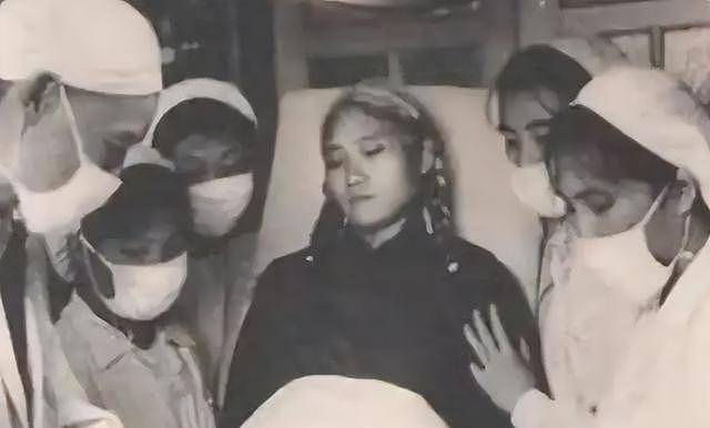 难怪地主强抢白毛女，曝原型罗昌秀救出时四张照（组图） - 4