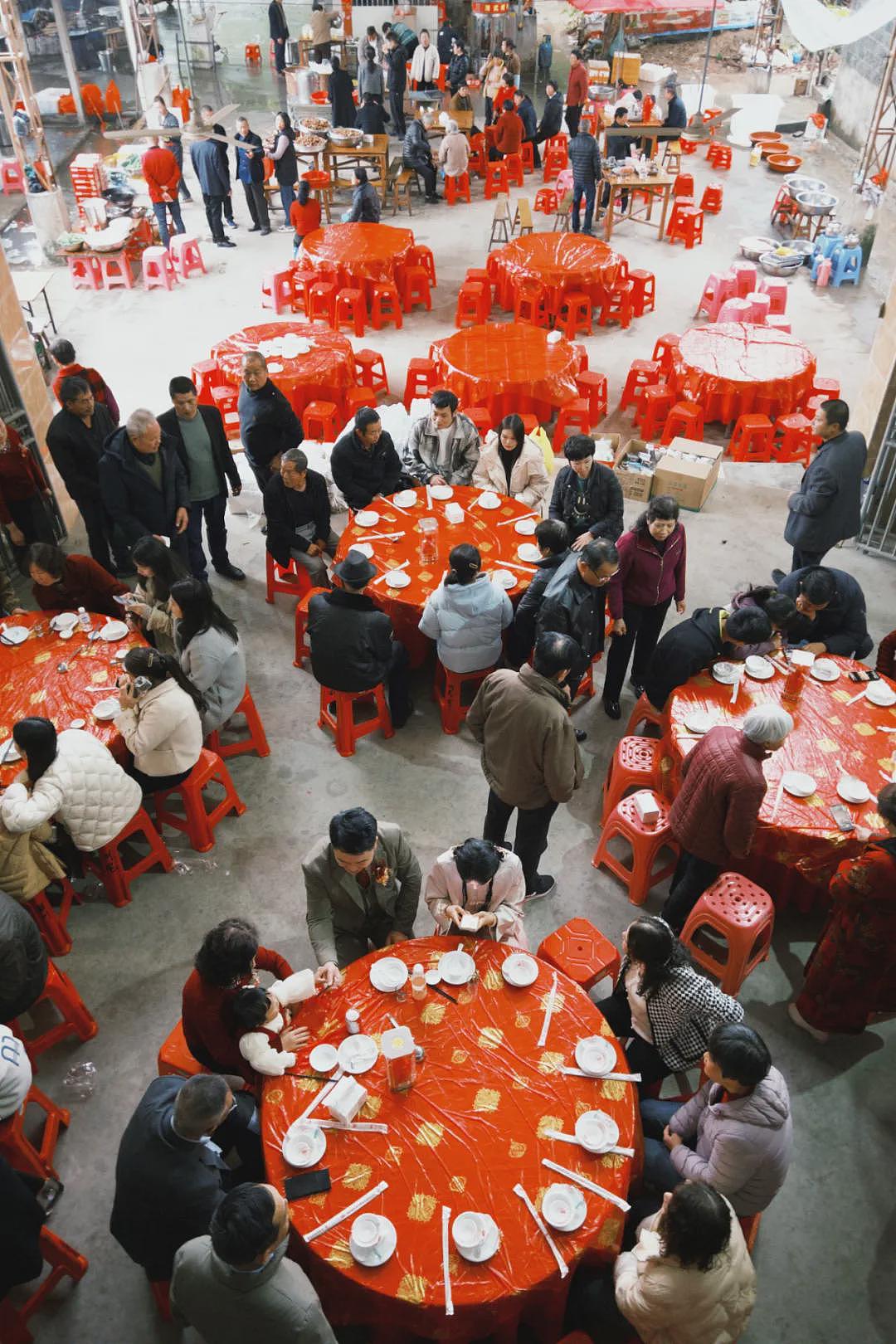 中国最豪横的吃席大省，龙虾按盆上，青蟹随便吃（组图） - 10