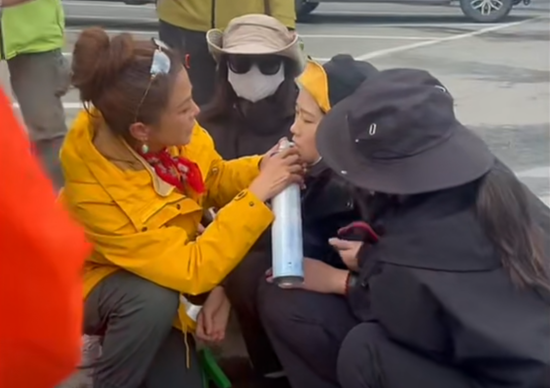 知名女主持这一幕冲上热搜!这件事千万重视,近期已有2人不幸离世...(组图) - 2