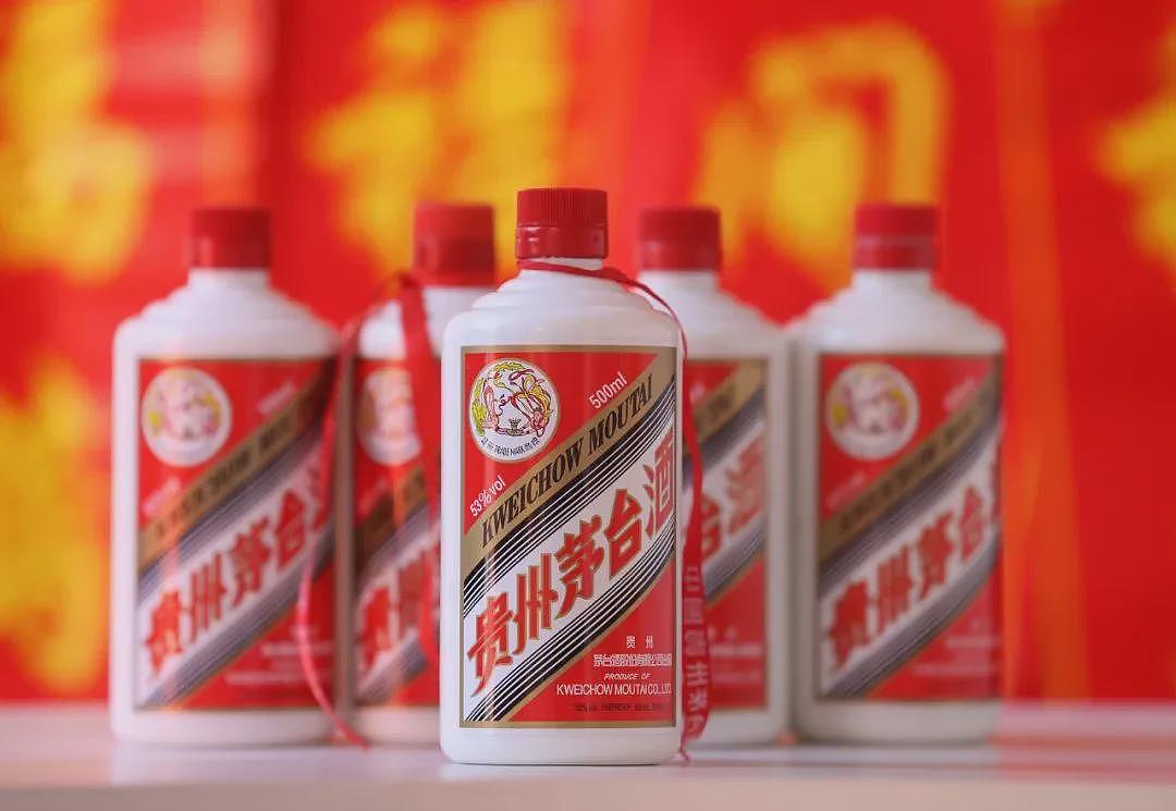 茅台机场推100%中签航班:中签可原价预约茅台1瓶(组图) - 2