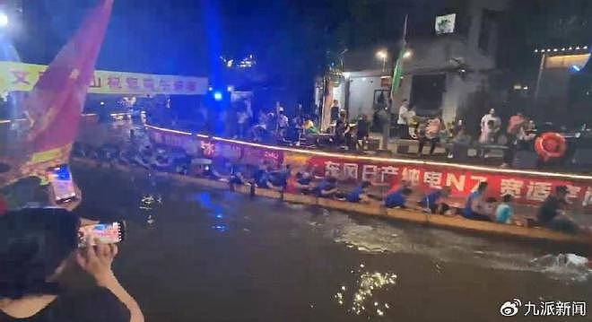 佛山叠滘龙舟“三冠王”舦手：训练支出上万，排名比金钱重要（组图） - 2