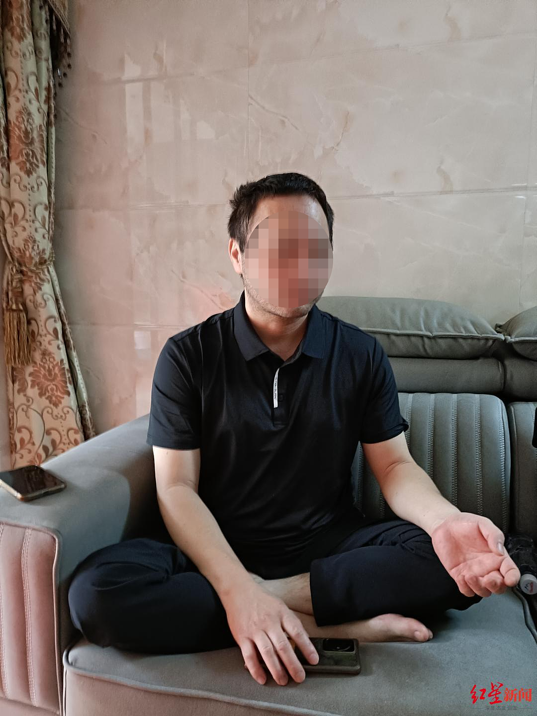9岁围棋少年意外坠亡,面对“家暴致跳楼”“输棋就被打”质疑,其父首次面对镜头发声(视频/组图) - 1