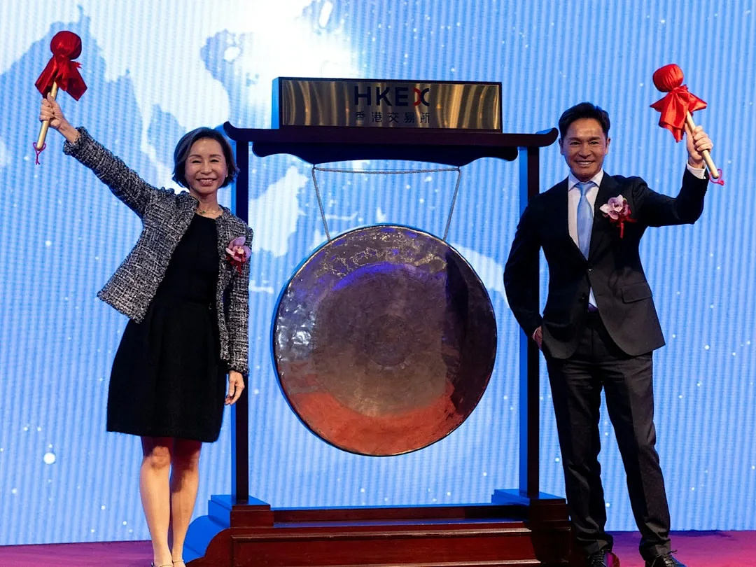 TVB“300岁老人男团官宣出道”！网友：有一种看熟人做“鸭”的感觉……（组图） - 32