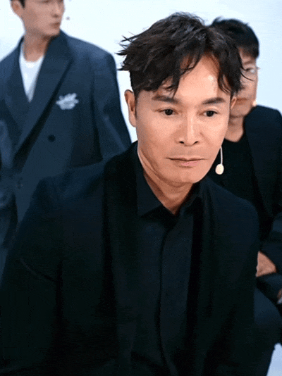 TVB“300岁老人男团官宣出道”！网友：有一种看熟人做“鸭”的感觉……（组图） - 2