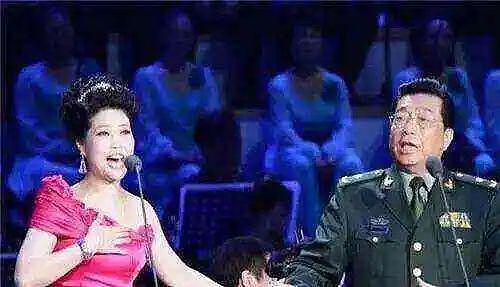 李双江家庭风波再起,出狱后的李天一欧洲生子,与梦鸽关系破裂?(组图) - 7