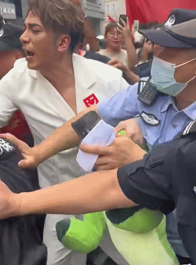 TVB“300岁老人男团官宣出道”！网友：有一种看熟人做“鸭”的感觉……（组图） - 15
