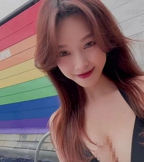 恭喜！TVB小生公开恋情，秘恋双性恋宅男女神，演唱会正式认爱（组图） - 9