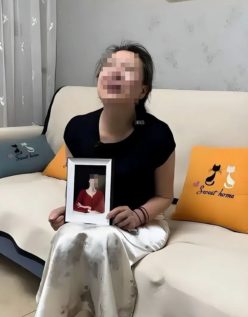 27岁海归女硕士家门口身中十几刀惨遭杀害，凶手被扒是精神病专家建议原谅他？（组图） - 4