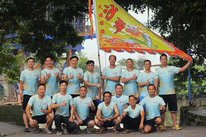 “赢了不免房租,输了不跪祠堂,从来不在乎奖金,并非都是房东”(组图) - 1