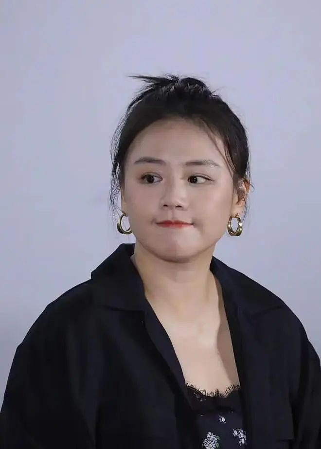 互相拉黑3年，周冬雨马思纯和好：短暂的姐妹，永远的敌人（组图） - 19