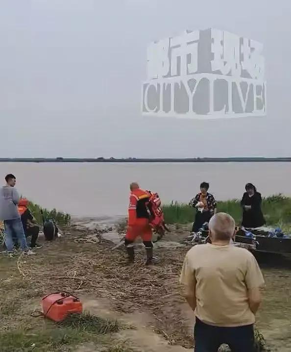 真不值!22岁男孩救32岁已婚有娃女友溺亡,跳河真相令人毁三观(组图) - 17