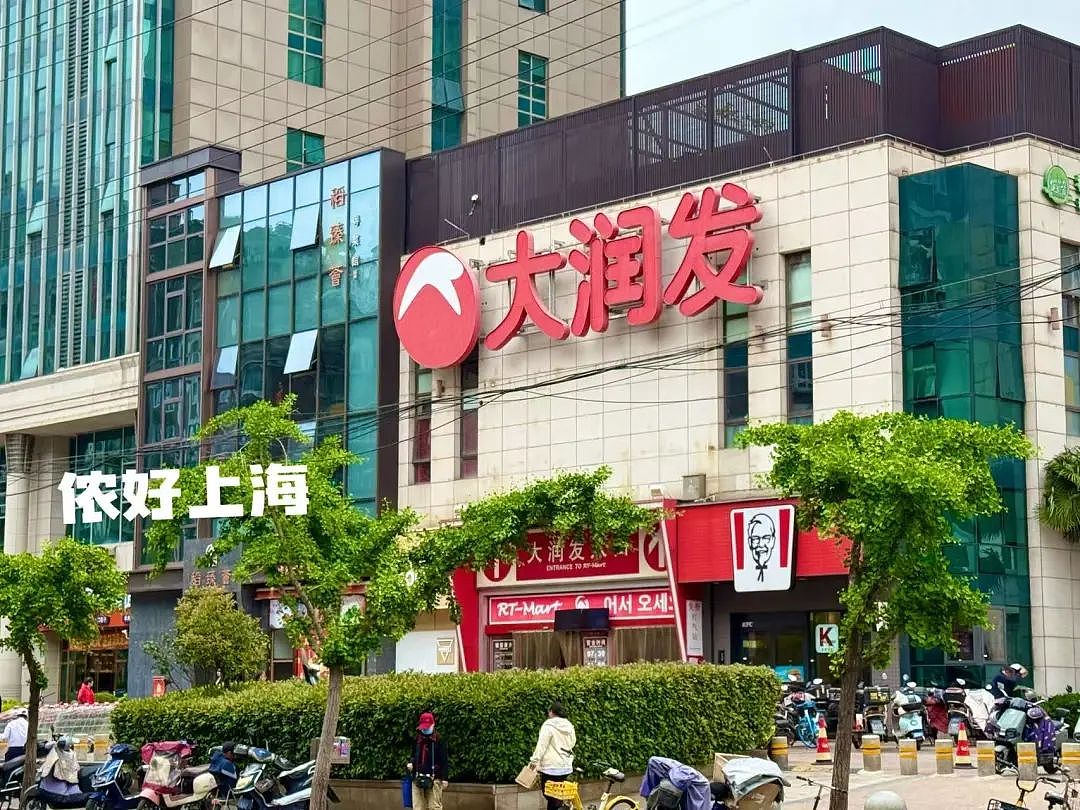 被阿里“抛弃”的商场一哥，成了韩国人的胖东来（组图） - 7