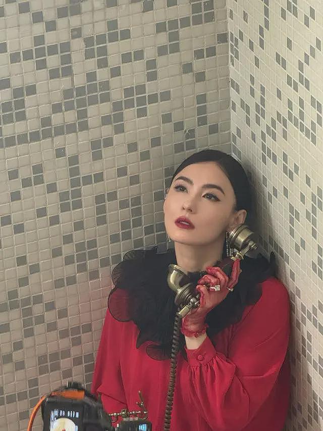 张柏芝晒端午vlog!大儿子从新加坡给她带最爱的蛋糕,幸福到流泪(组图) - 5