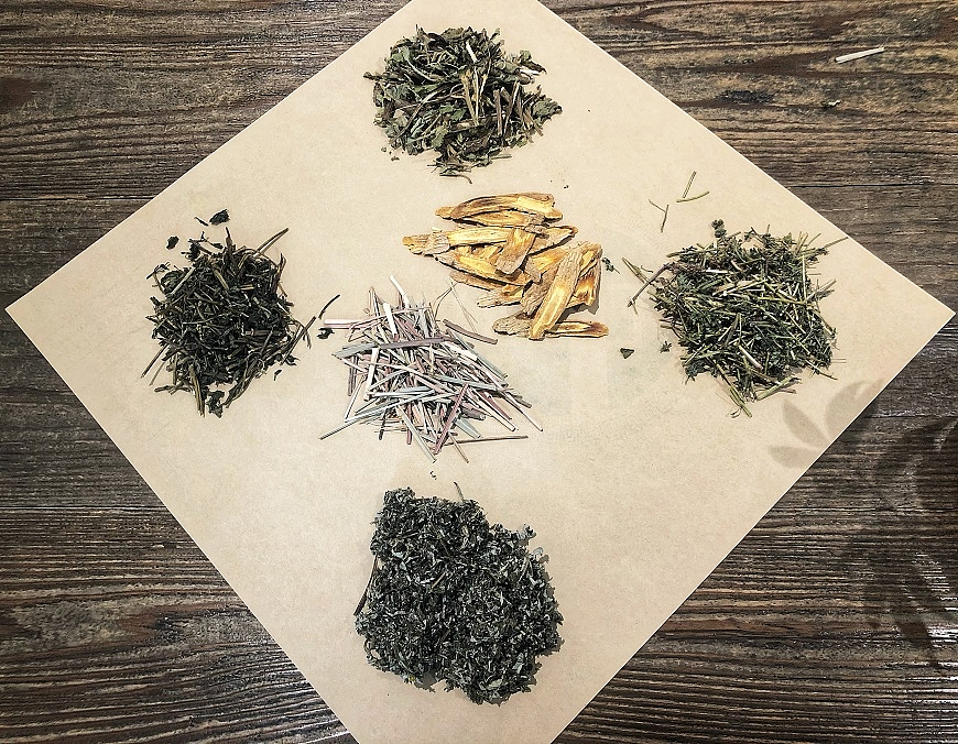 对澳洲海关人员翻白眼、在卢浮宫跳广场舞…中国大妈的吵闹与尴尬(组图) - 13