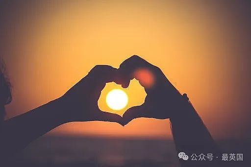 狗血反转！94岁英国富翁离世，七旬女儿怒告54岁中国后妈：她诱骗我爸百万遗产（组图） - 8