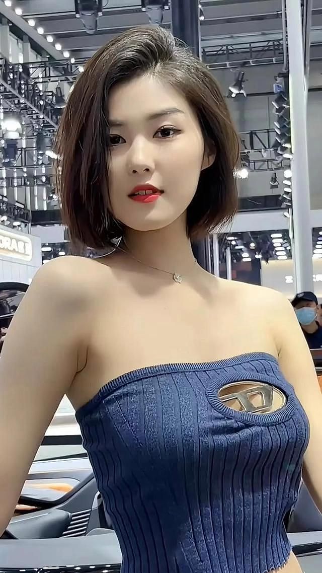 【美女】职业车模，建筑学硕士，知性女神，有颜值有学历（组图） - 13