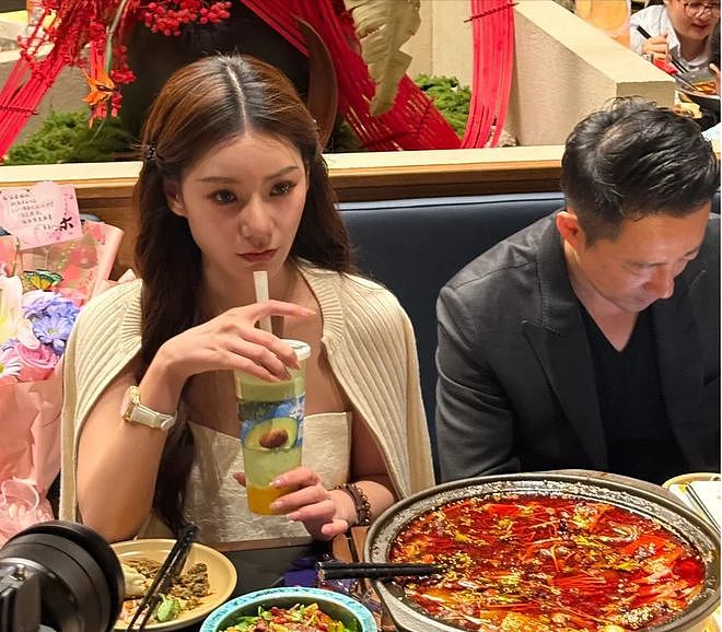 马筱梅生图撞脸S妈，网友感叹好像母女，业内呼吁汪小菲珍惜女方（组图） - 5