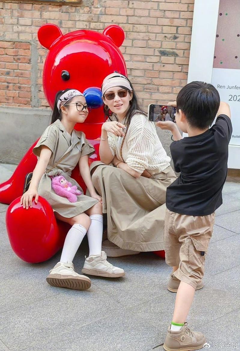 章子怡公开9岁女儿正面照，五官拷贝汪峰，爸爸赢了（组图） - 2