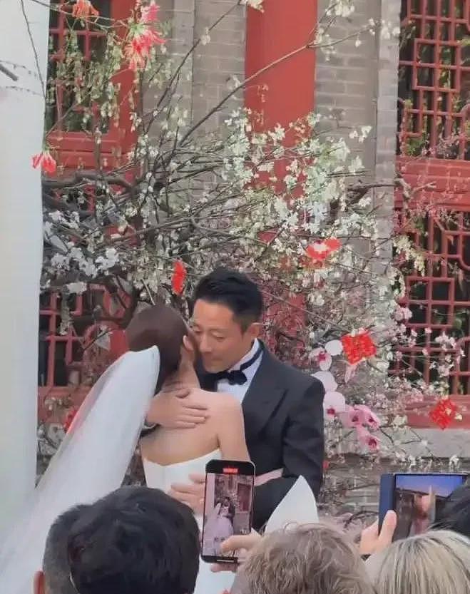 汪小菲的婚礼，为什么会选在北京“郡王府”饭店举行？（组图） - 1