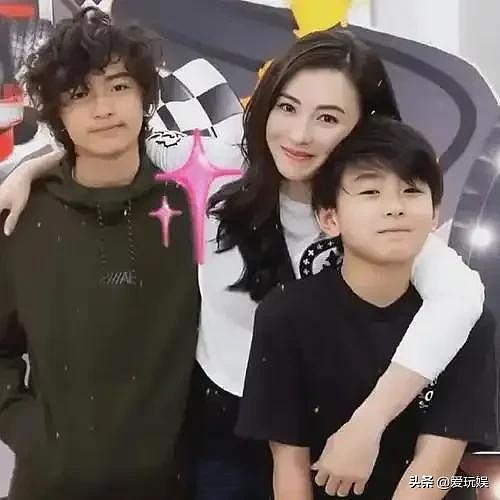离婚12年,有儿子偏爱的张柏芝,如今已经是谢霆锋高攀不起的存在(组图) - 3