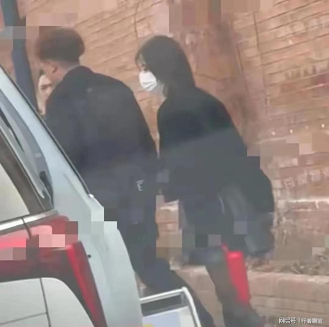 41岁佟丽娅和陈思诚北京现身！合体带娃过六一，离婚后处成家人（组图） - 9