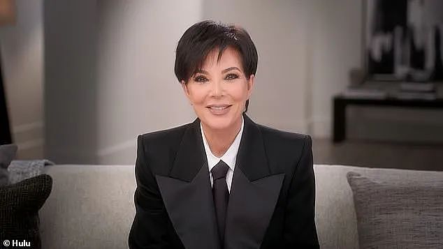 卡戴珊家族Kris Jenner要卖豪宅，网友神评：像个高级妓院！（组图） - 1