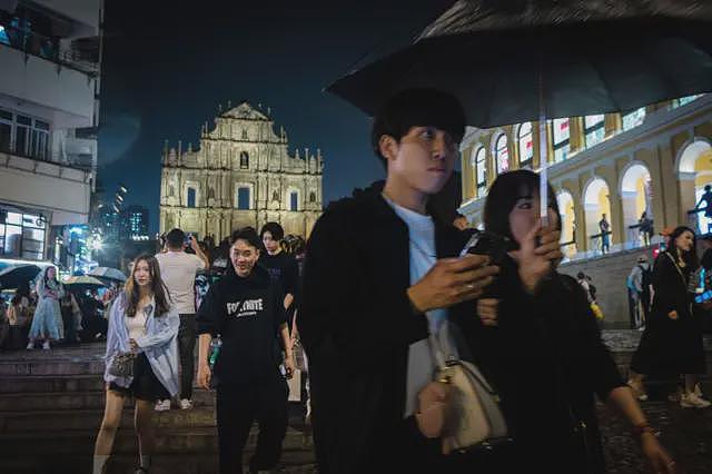 澳门“现金分享”18年首设限引争议：谁对澳门“有贡献”？设限只是取消派钱的开始？（组图） - 6