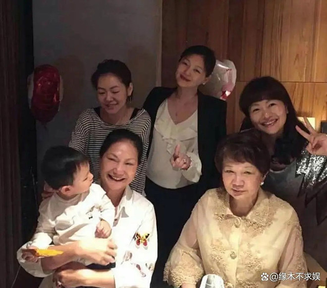 小S遭持续围剿!除了被曝帮大S出轨,还被爆料更多离谱操作(组图) - 4
