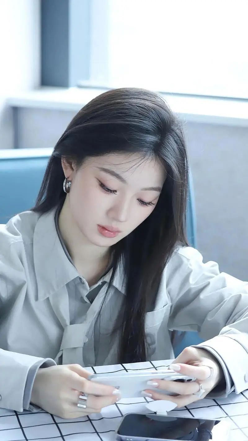 18岁“好声音”夺冠，23岁“歌手”两度称王！原来只有这样的妈妈才能养出光芒璀璨的“珠玉”（组图） - 10