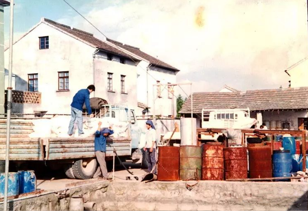 花2000元冤枉钱买了一勺盐,浙江父子却靠它撑起一个千亿帝国(组图) - 13