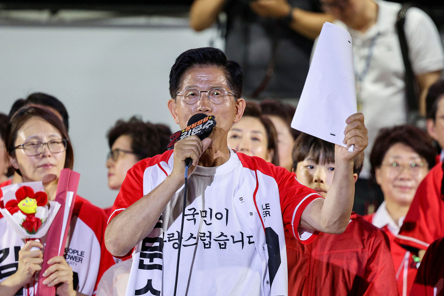 韩国大选催票倒数！李在明、金文洙双强对决，李俊锡：别投给老人（组图） - 3