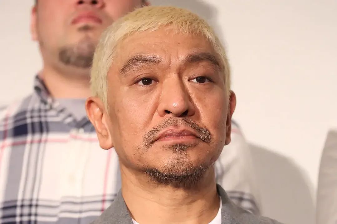 一次300万？日本女大学生为钱入局富豪趴，男友竟放任门外蹲守，直到女友被迫吸毒....（组图） - 12