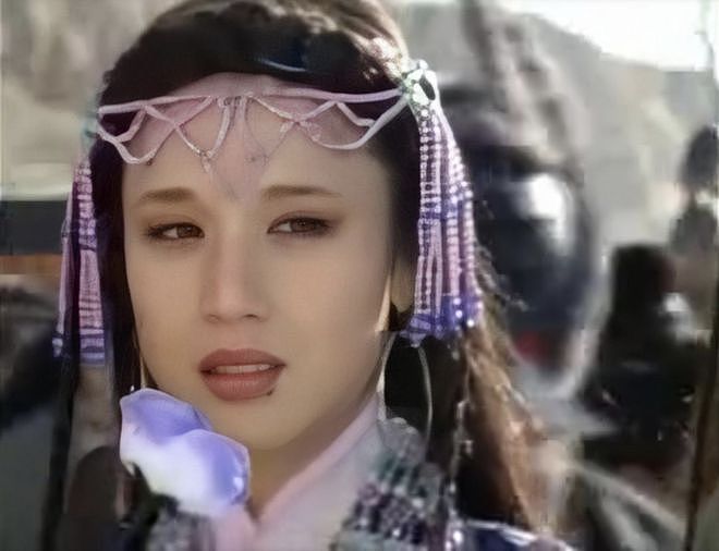 她长得太美被导演“金屋藏娇”，同居27年无名无分，最终早早离世（组图） - 16