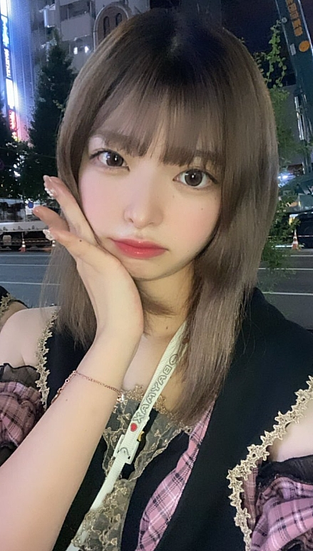 一次300万？日本女大学生为钱入局富豪趴，男友竟放任门外蹲守，直到女友被迫吸毒....（组图） - 17