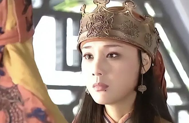 她长得太美被导演“金屋藏娇”，同居27年无名无分，最终早早离世（组图） - 4