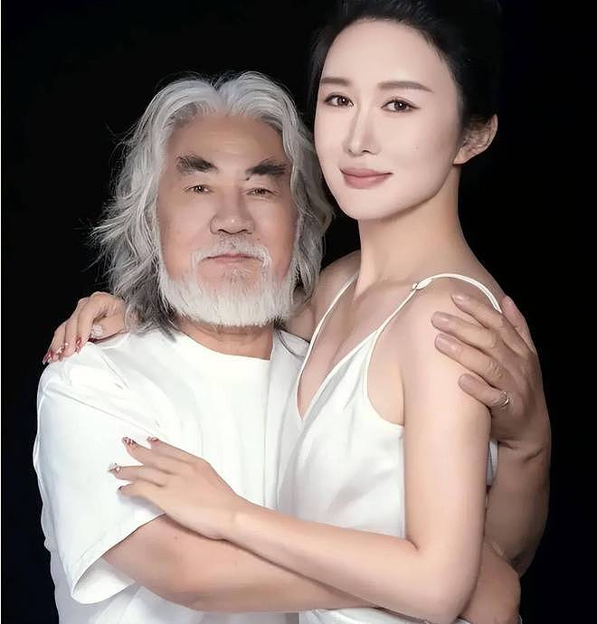 前妻炮轰张纪中勒索30万!男方领离婚证前,向杜星霖转赠美国房产(组图) - 1
