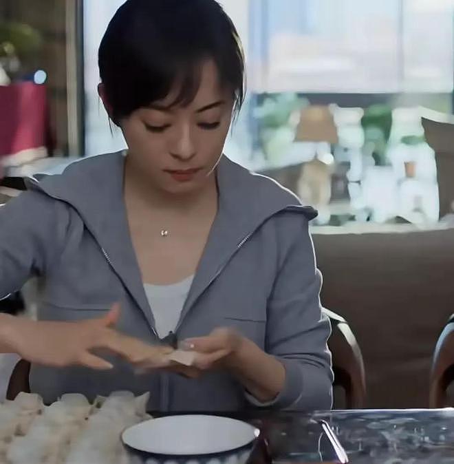 港媒曝孙俪全家移居伦敦!早年铺路拿香港身份,难怪女儿英国比赛(组图) - 14