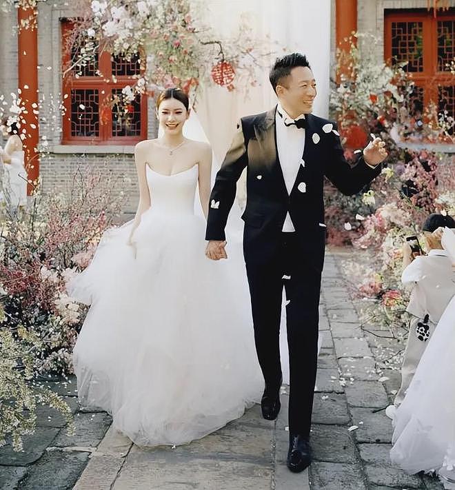 马筱梅发威了！否认内涵大S，拒绝立好继母人设，S妈被曝近况很差（组图） - 1