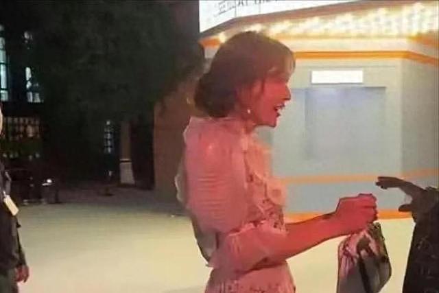 嫁日本后被全网质疑的林志玲，短短一句话就透露了自己的心酸（组图） - 1
