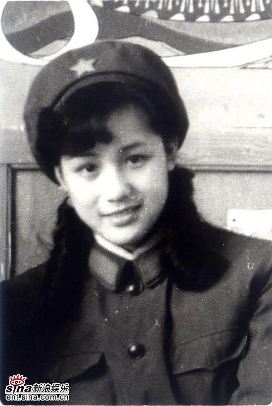 她长得太美被导演“金屋藏娇”，同居27年无名无分，最终早早离世（组图） - 26