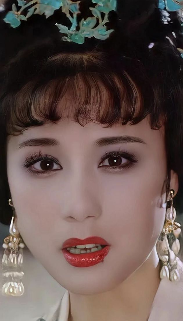 她长得太美被导演“金屋藏娇”，同居27年无名无分，最终早早离世（组图） - 3