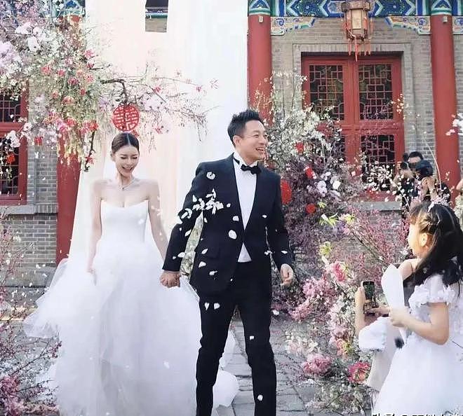 S家大势已去，结婚16天后马筱梅疯狂“收割”，一家4口全拿捏（组图） - 4