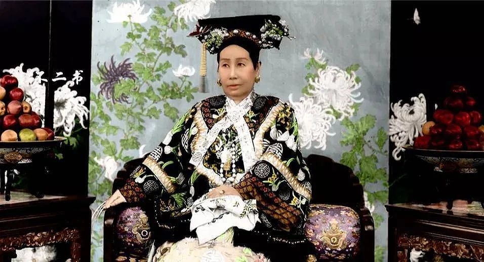 清朝灭亡后，李莲英姐姐才敢说出实情：慈禧其实不是病死的！（组图） - 4