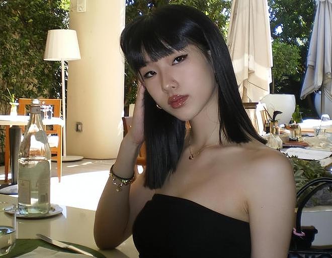 小S女儿不再模仿大S，韩系风甜美路线很漂亮，比妹妹许韶恩还好看（组图） - 5