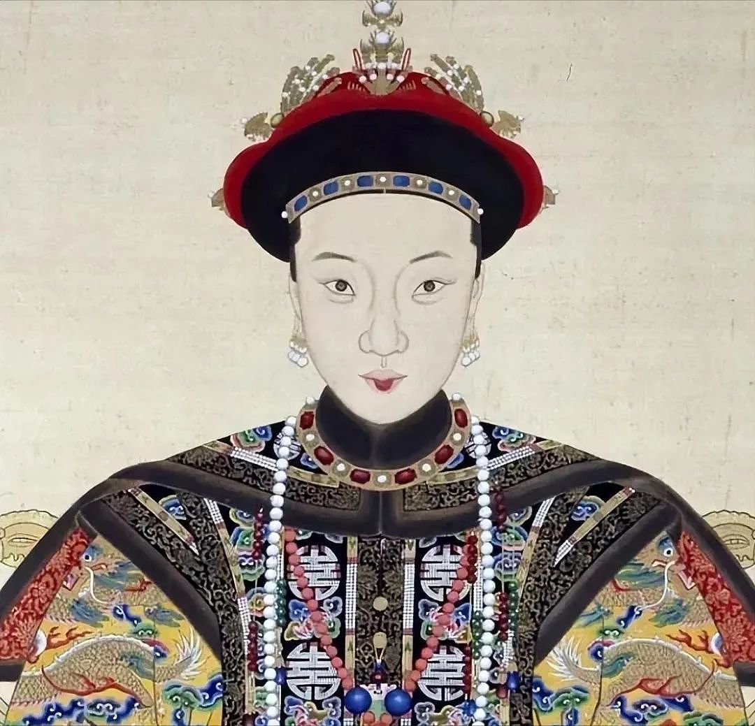 清朝灭亡后，李莲英姐姐才敢说出实情：慈禧其实不是病死的！（组图） - 17